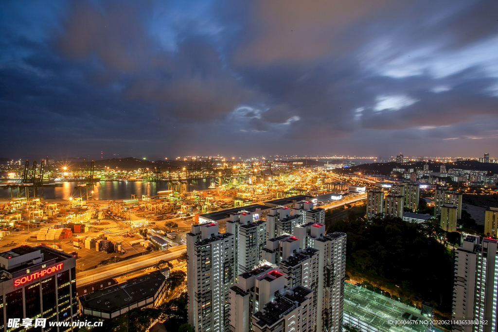 城市夜景图