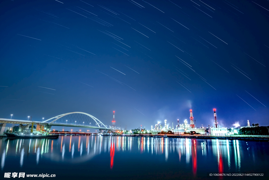城市夜景图