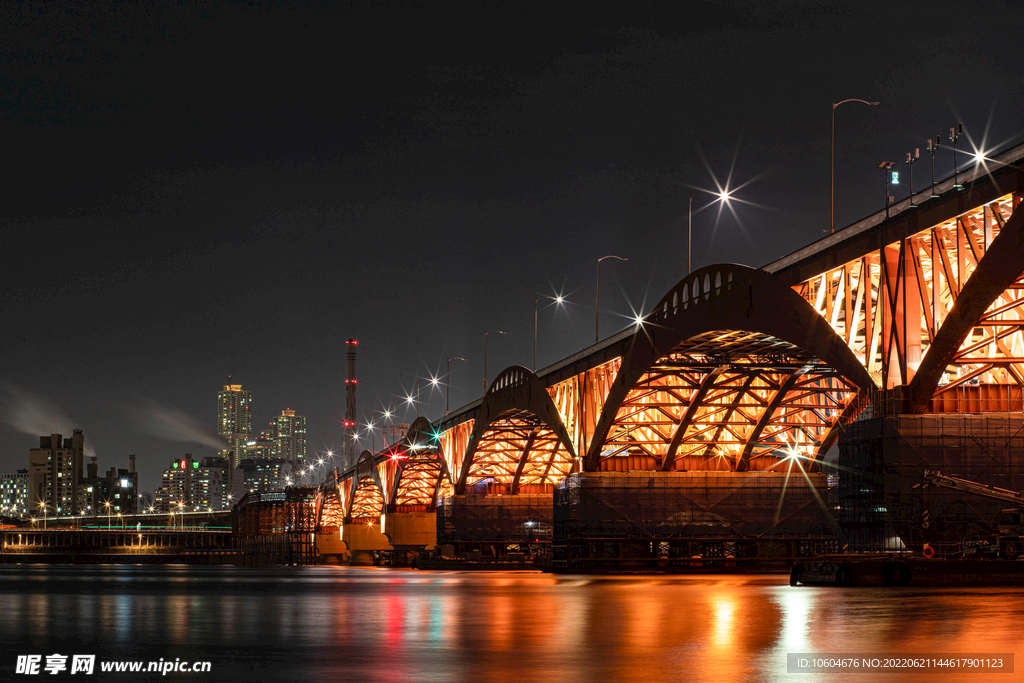 城市夜景图