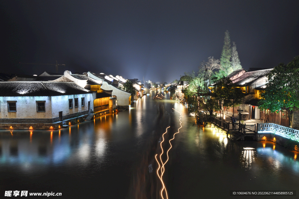 城市夜景图