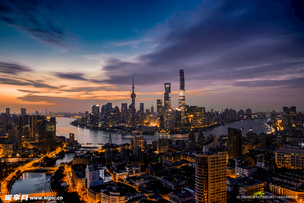 城市夜景图