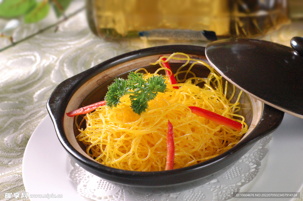 中式菜品 粉丝煲
