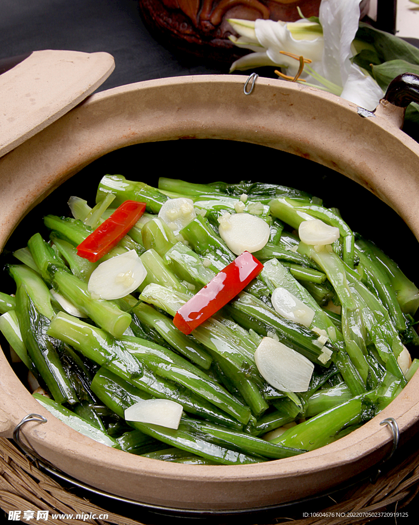 砂锅麦菜梗