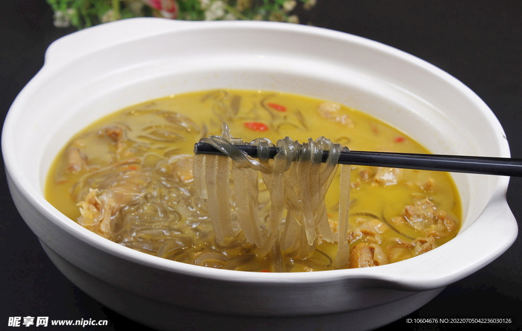 土鸡炖粉条