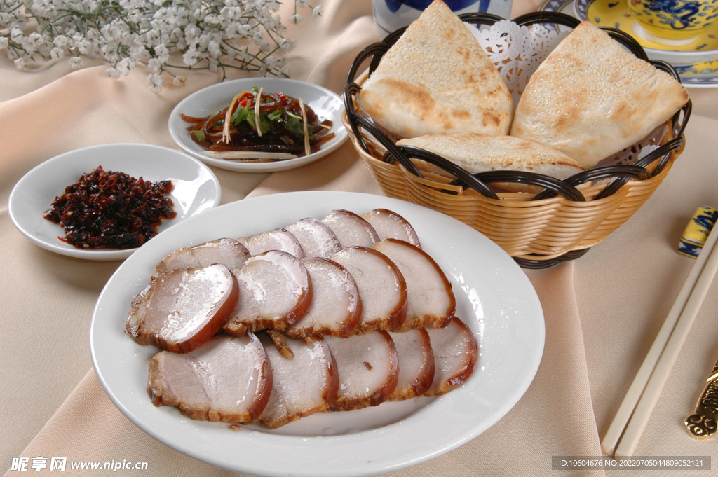 饼子夹肉