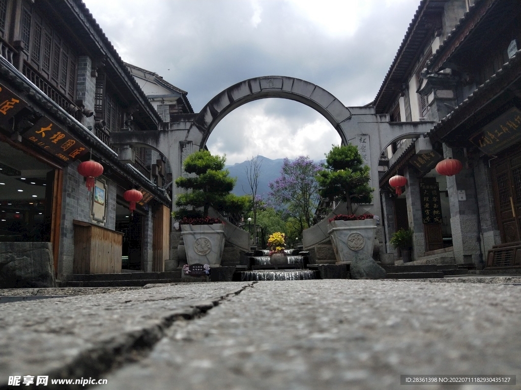 石门