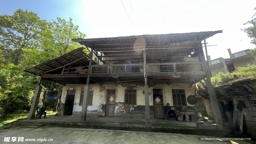 土家吊脚楼民居