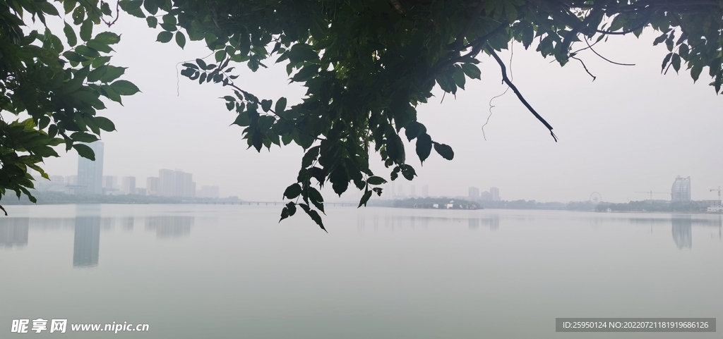 青云湖
