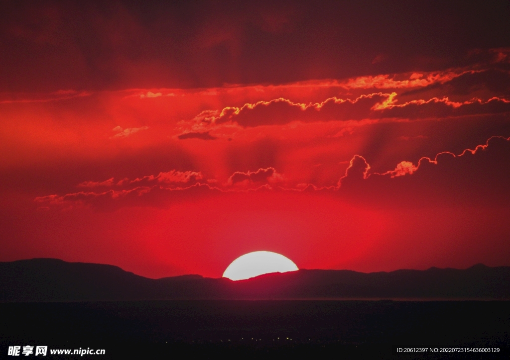 红色夕阳