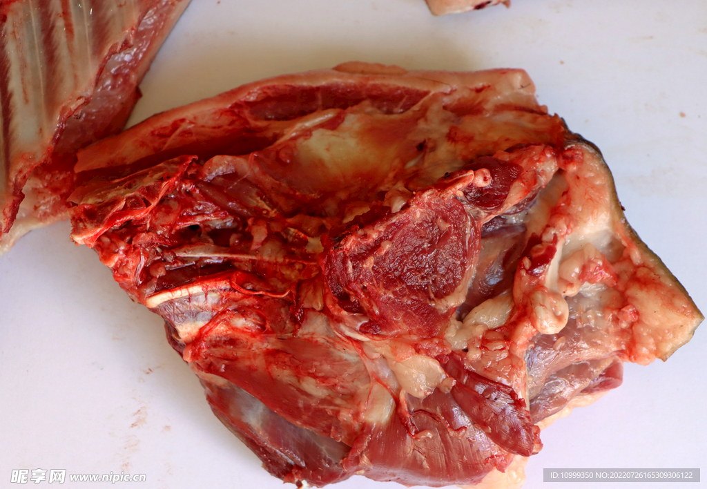 藏香猪骨肉