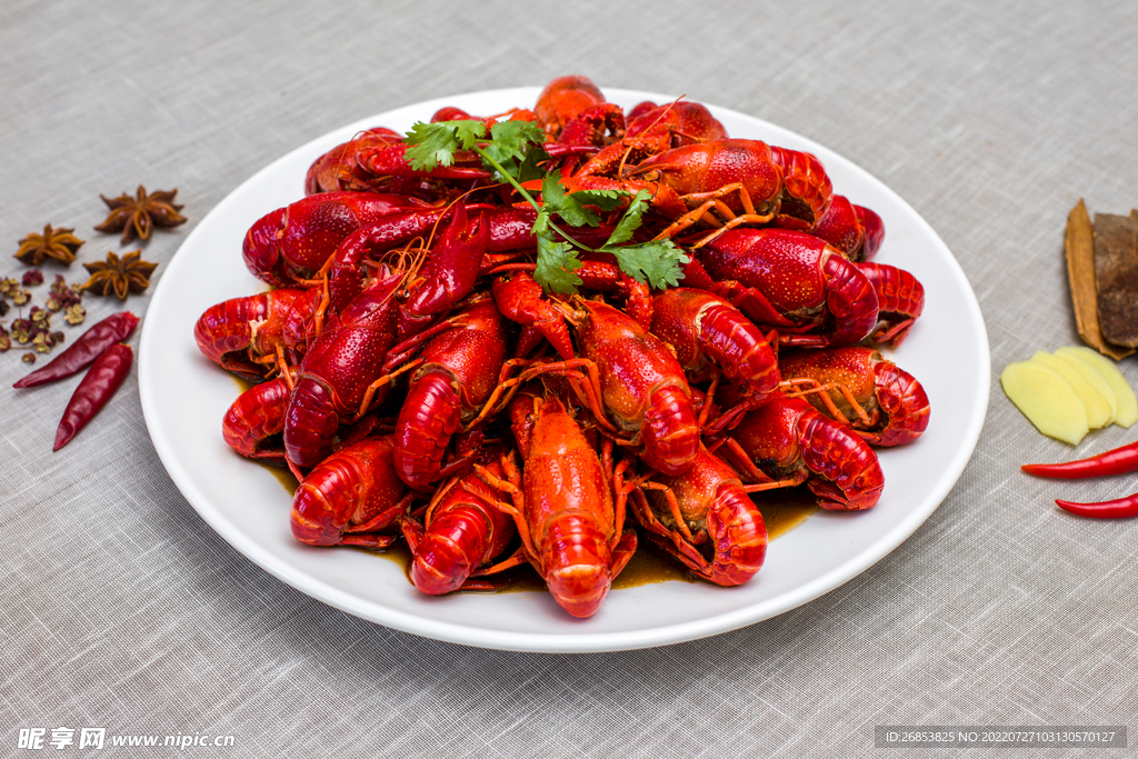  麻辣小龙虾 