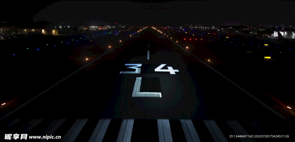 鸟瞰航拍飞机降落机场跑道夜景