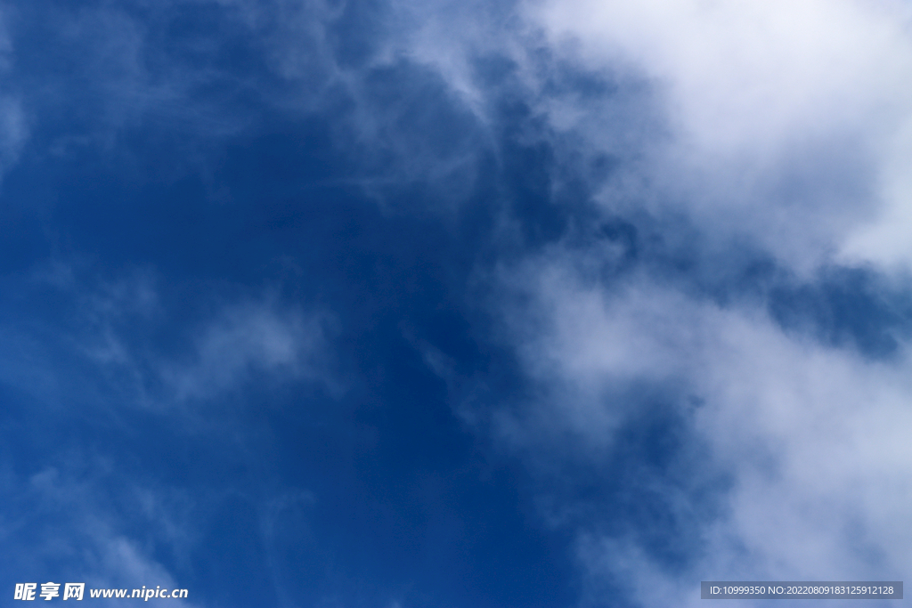蓝天白云