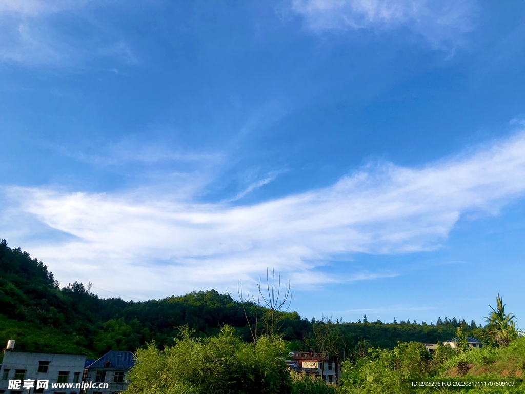 乡村蓝天白云风景风光