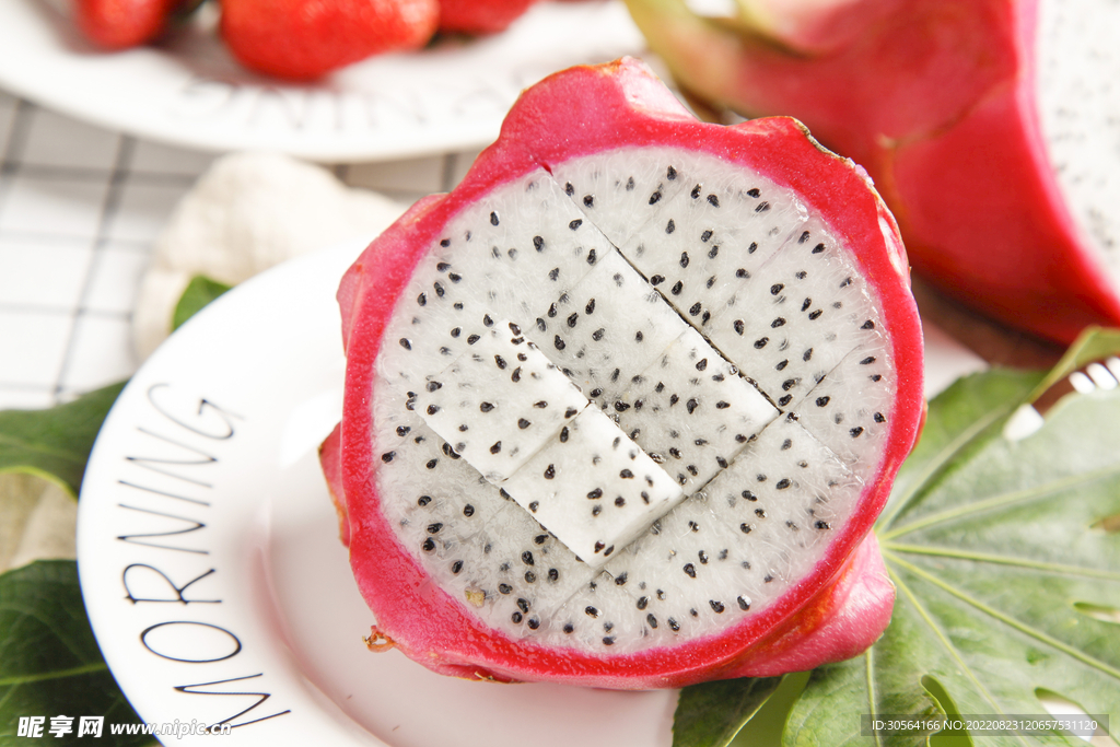 新鲜火龙果水果