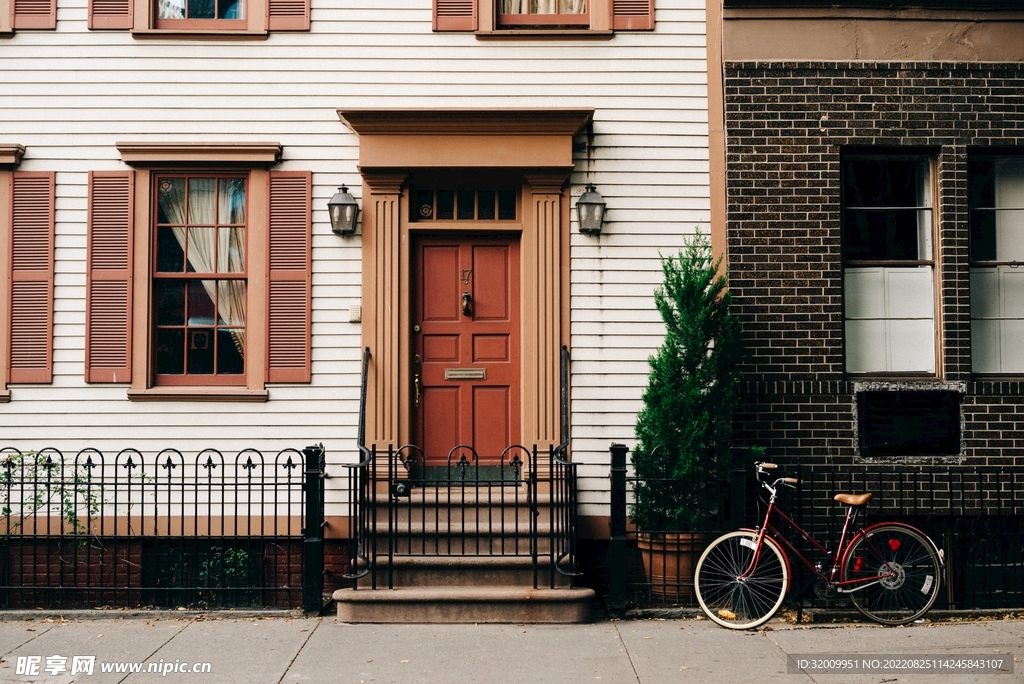 大门             