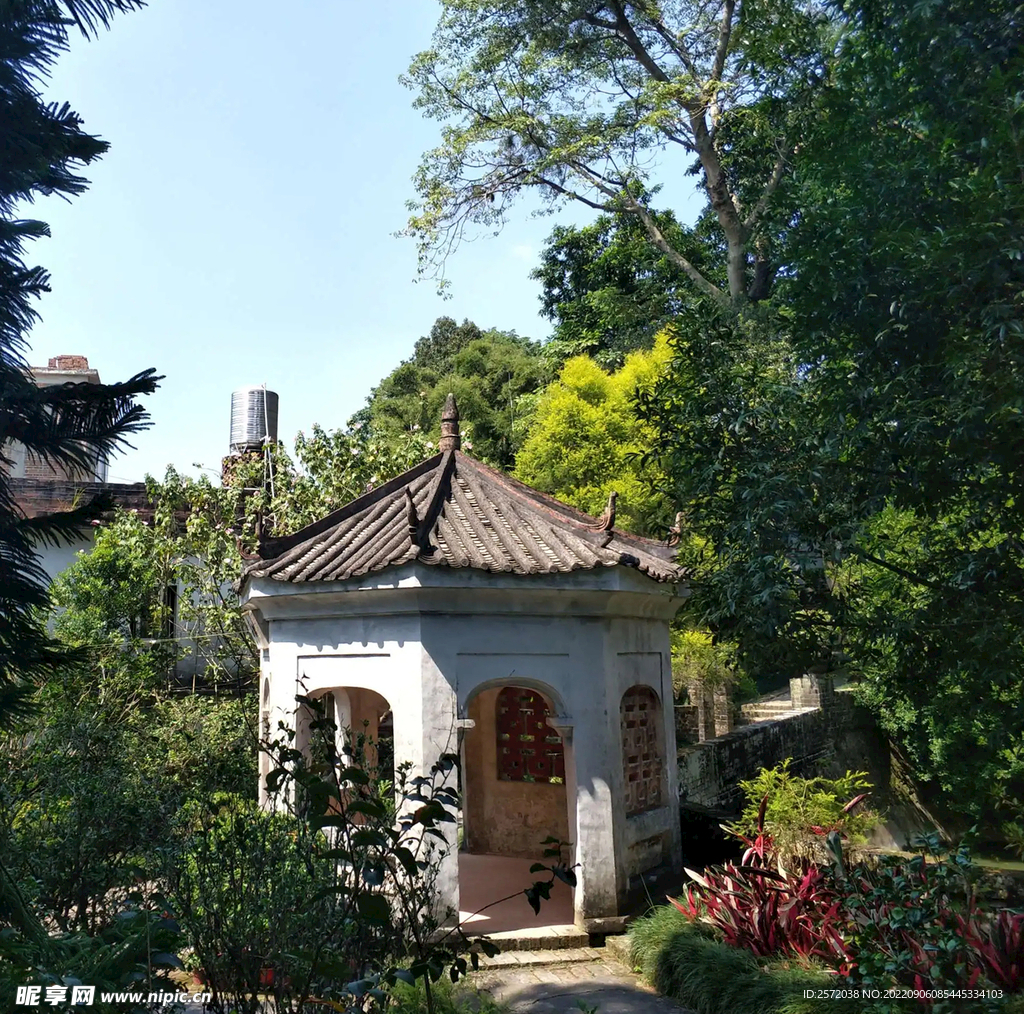陆川谢鲁山庄