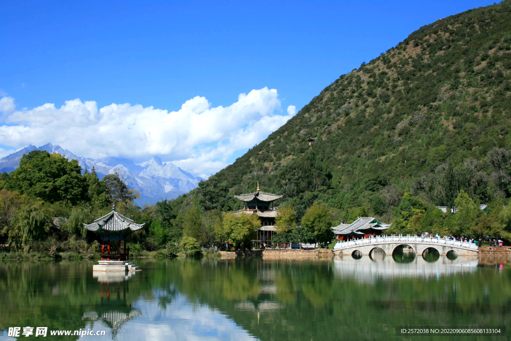丽江黑龙潭公园