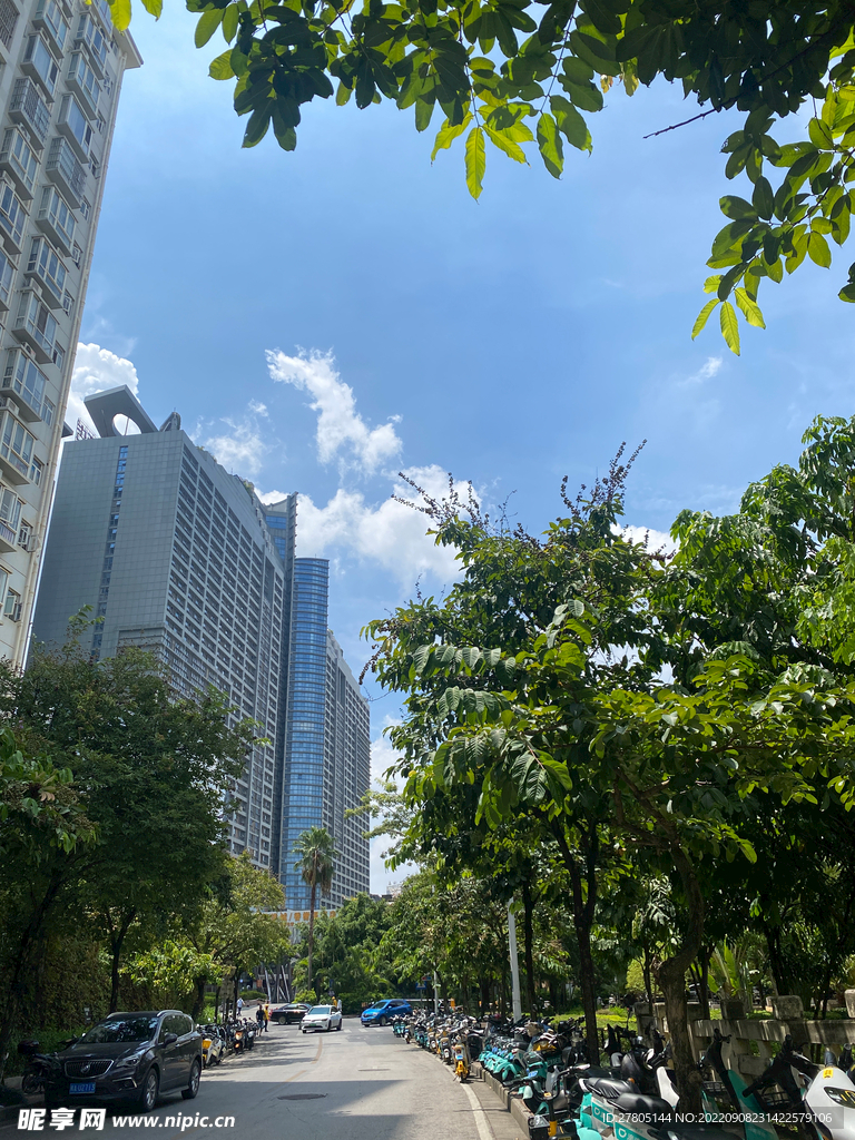 城市小路建筑