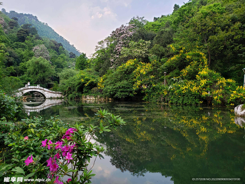 贵阳黔灵山公园