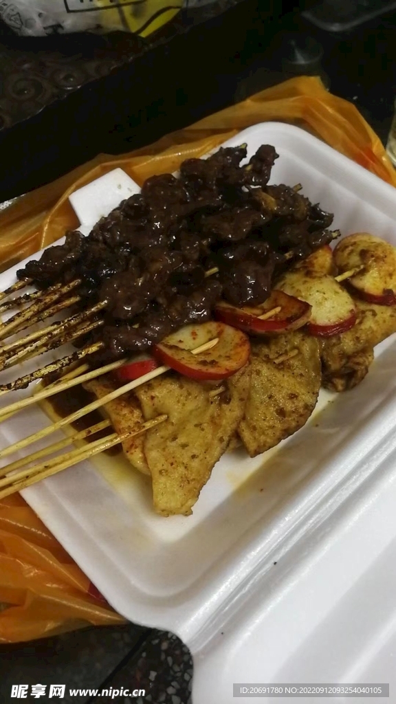 牛肉  红肠 豆腐皮