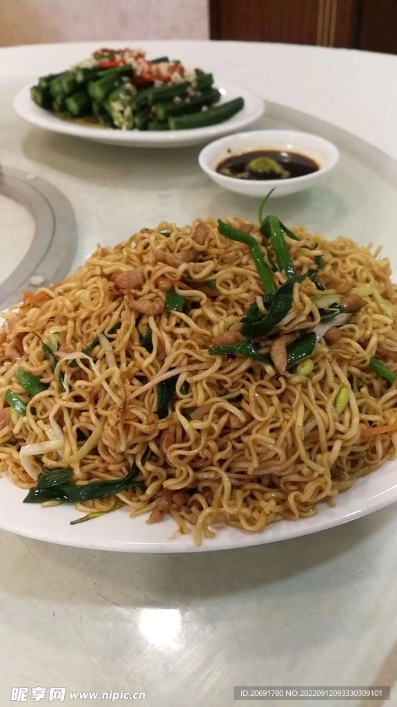 瘦肉炒面