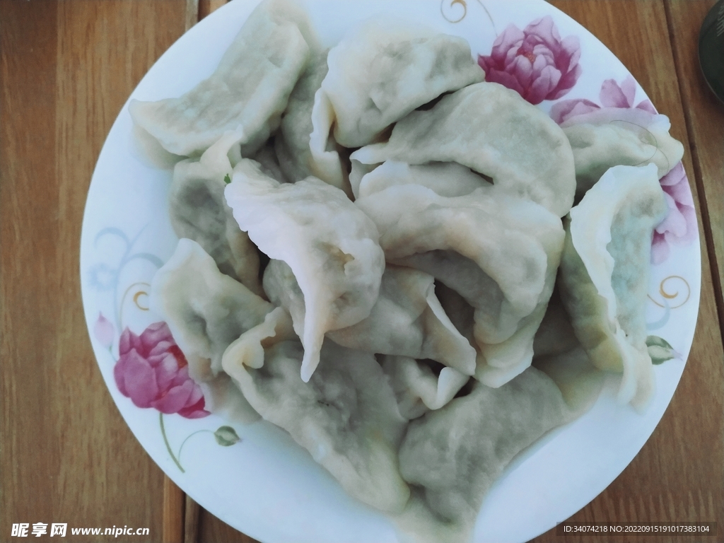 一盘水饺