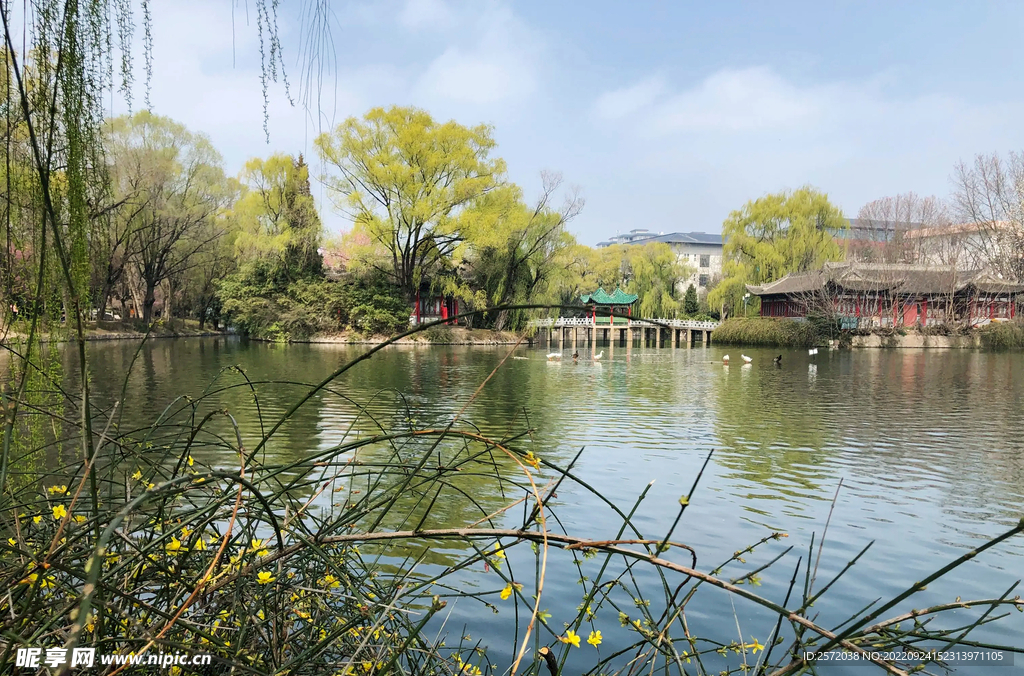 陕西凤翔东湖