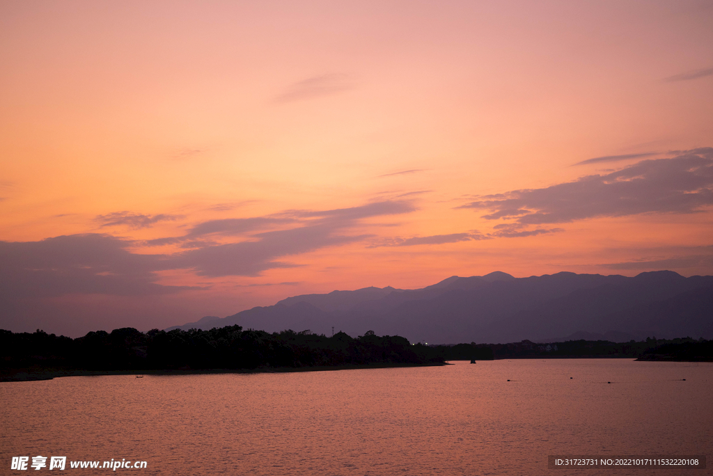 日落 夕阳 彩霞