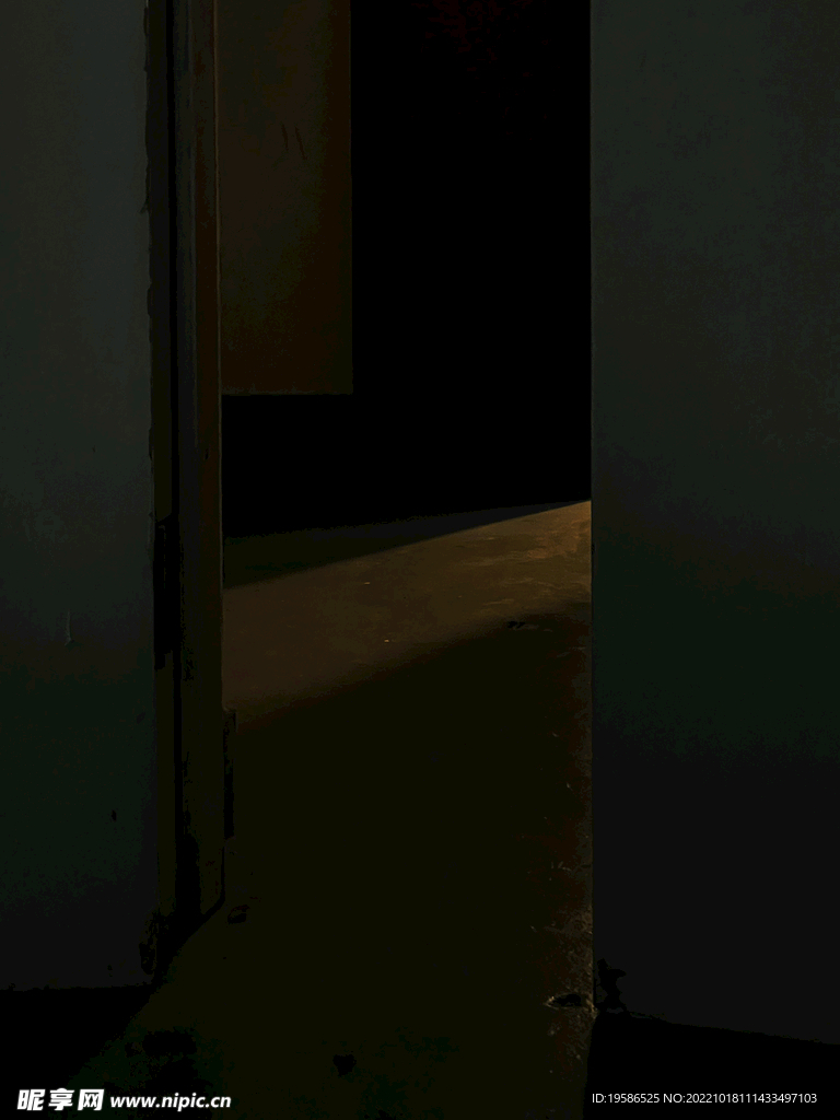 光