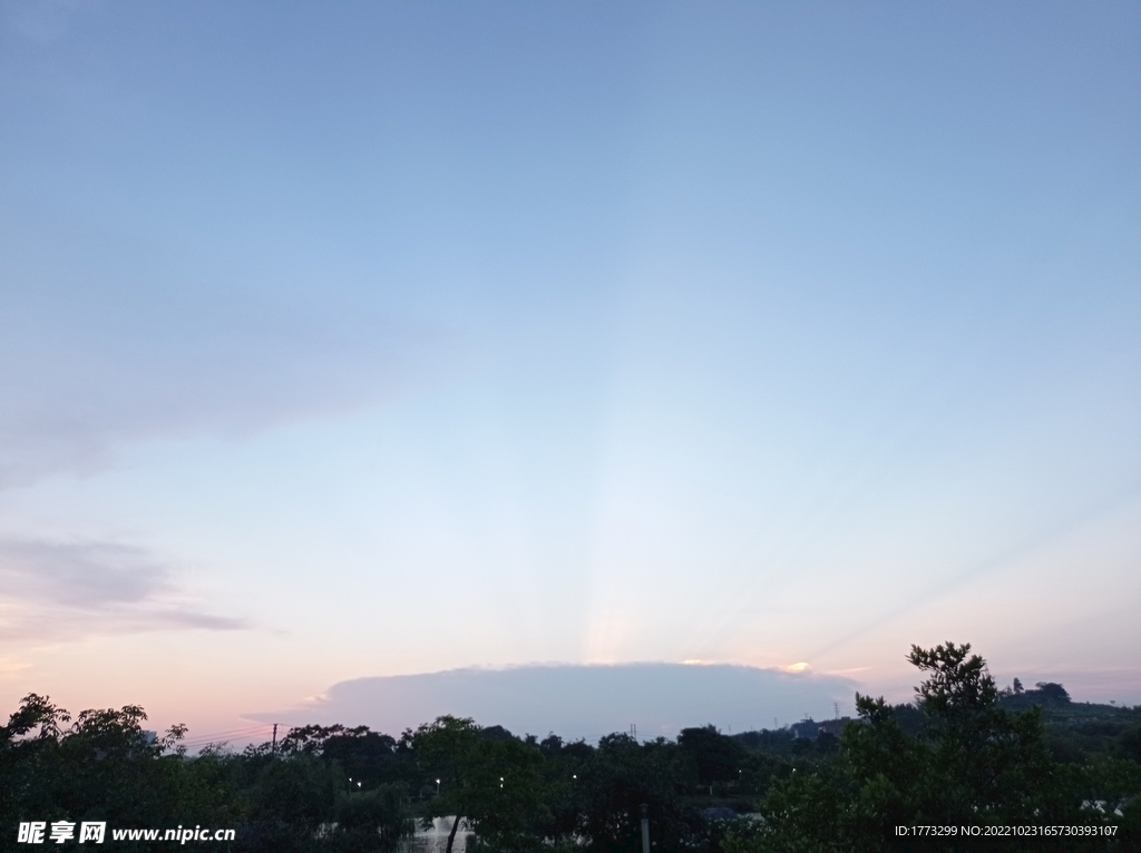 天空