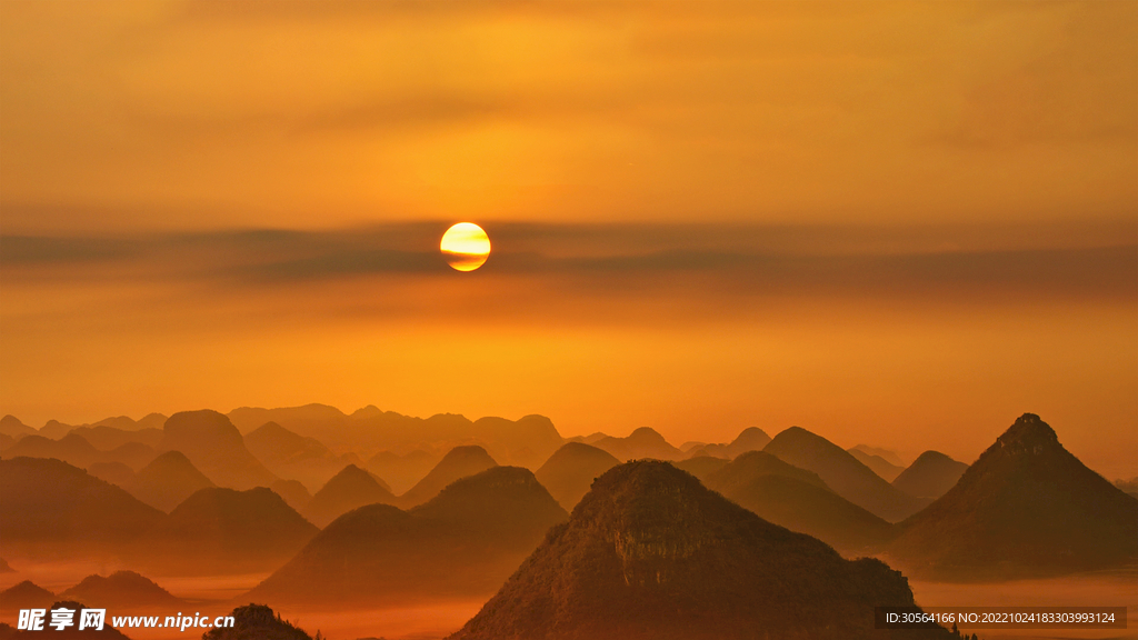 山峰山脉日出