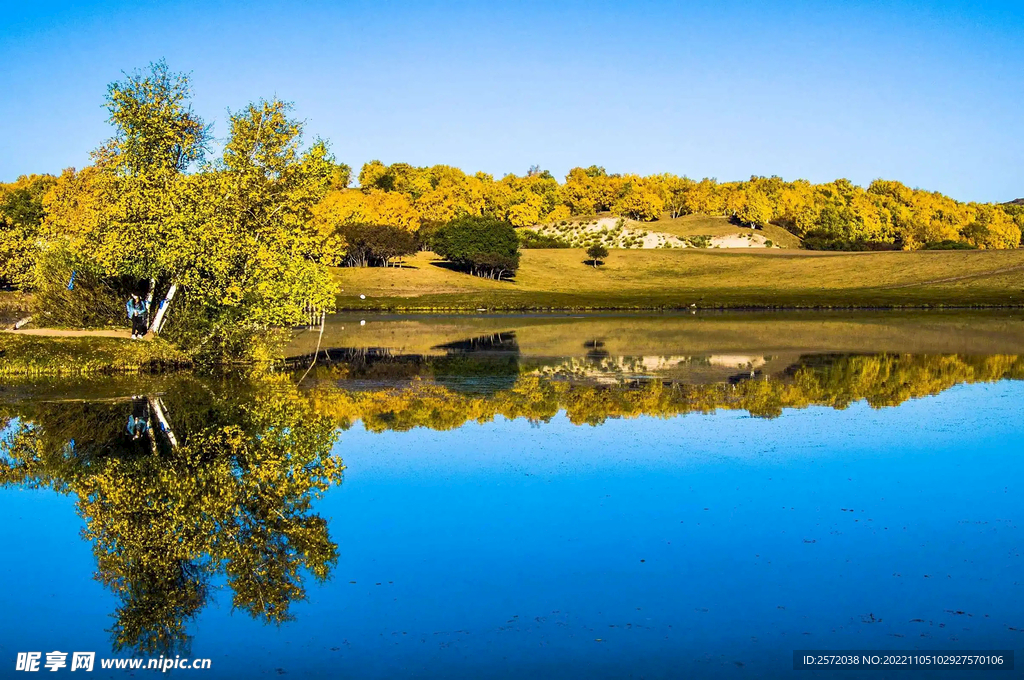乌兰布统公主湖
