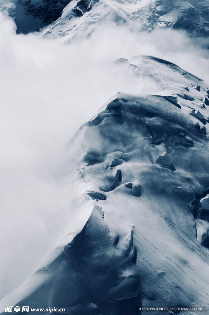 雪山顶