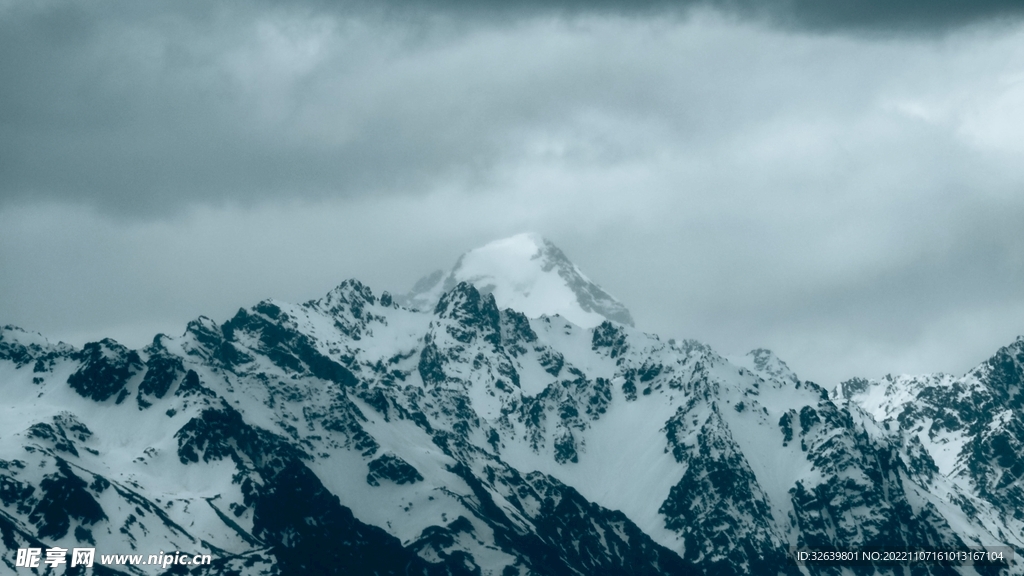 雪山