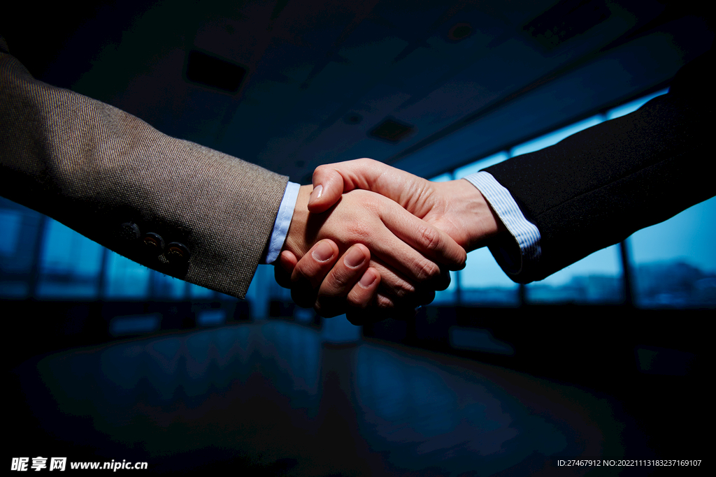 信息科技金融商业合作握手海报