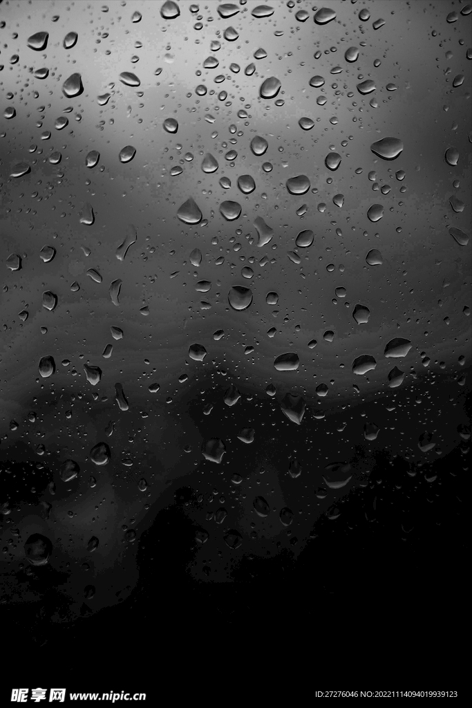 免抠窗户雨水雨滴透明背景素材