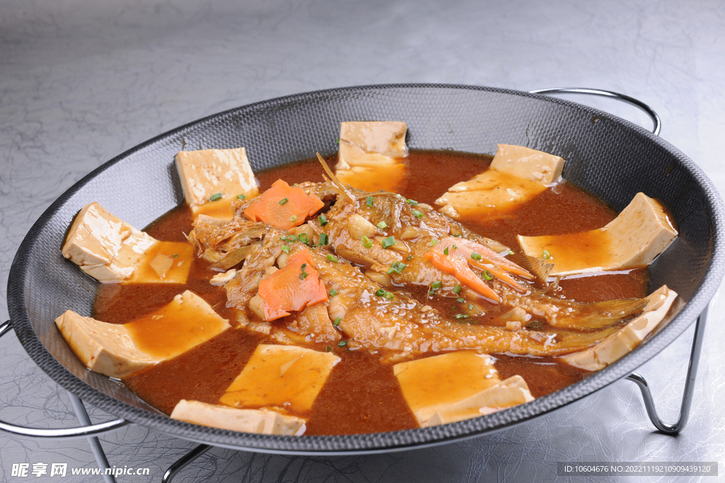 大陕南豆腐烧黄鱼