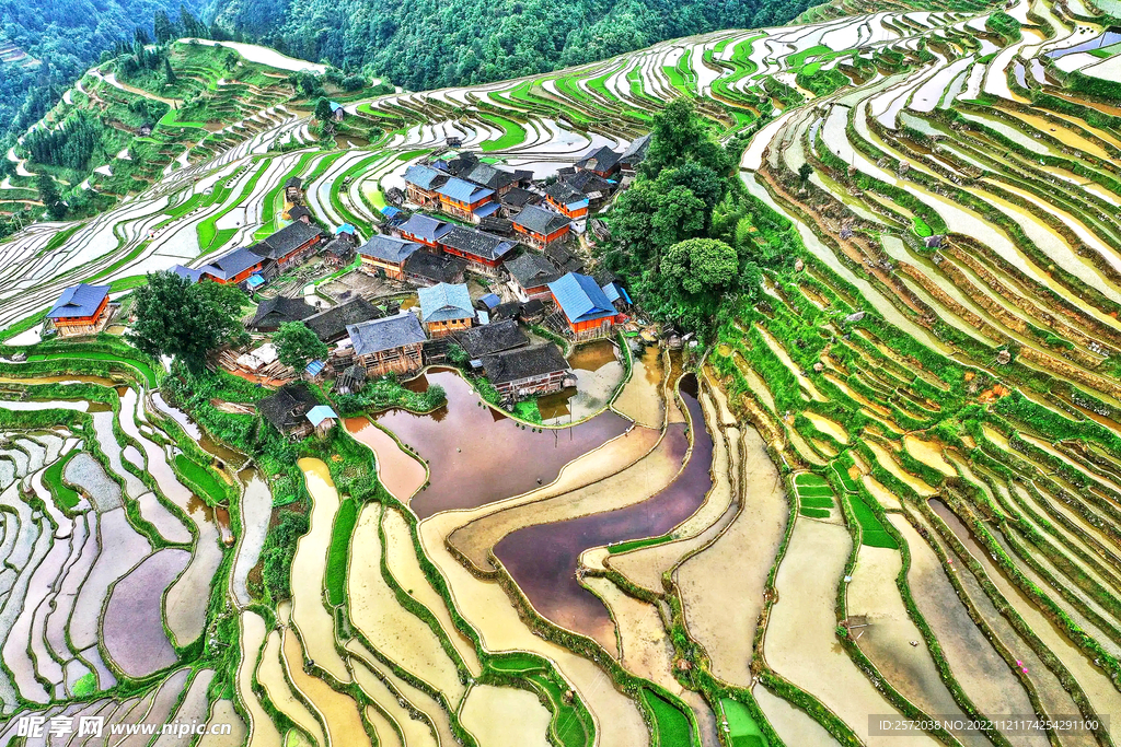 从江加榜梯田风光