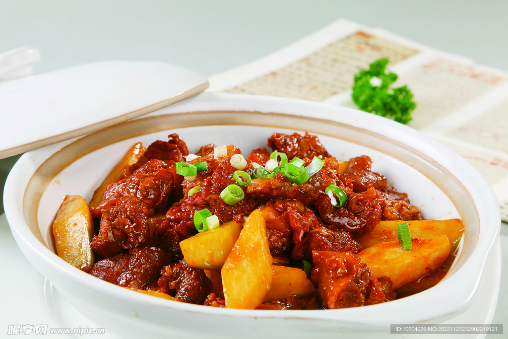 萝卜牛腩煲