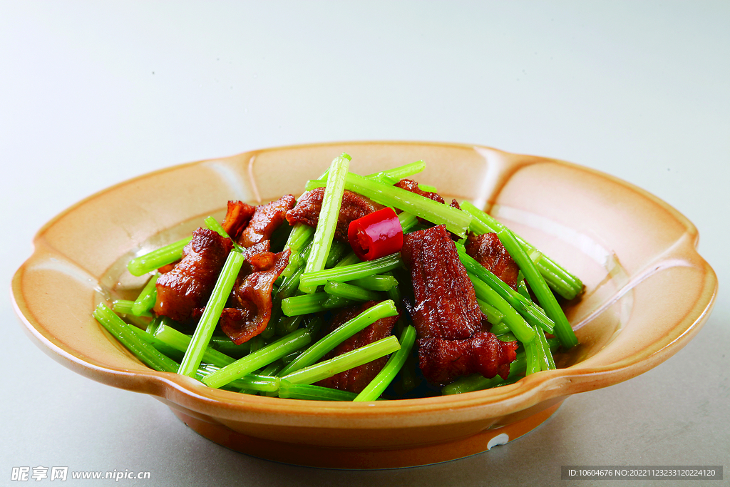 马家沟芹菜小炒肉
