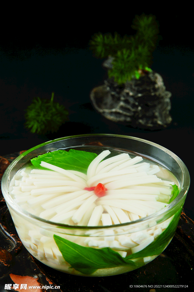 清汤菊花豆腐