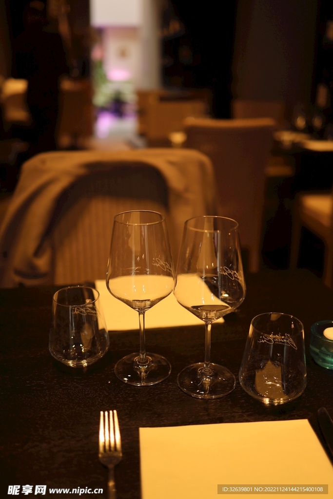 酒杯