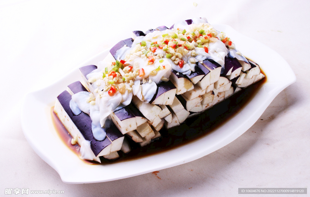 乌鱼蛋蒸茄子