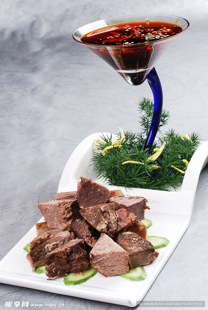 蘸汁牛肉块