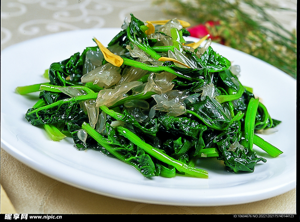 鲜柚拌菠菜