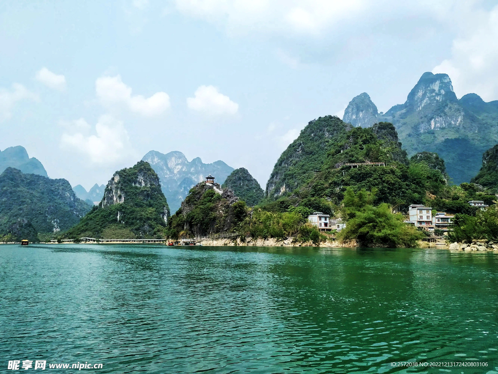 广西凌云浩坤湖湿地