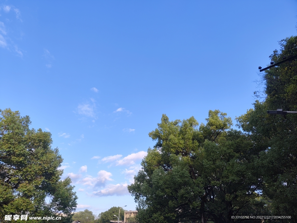 蓝天白云风景