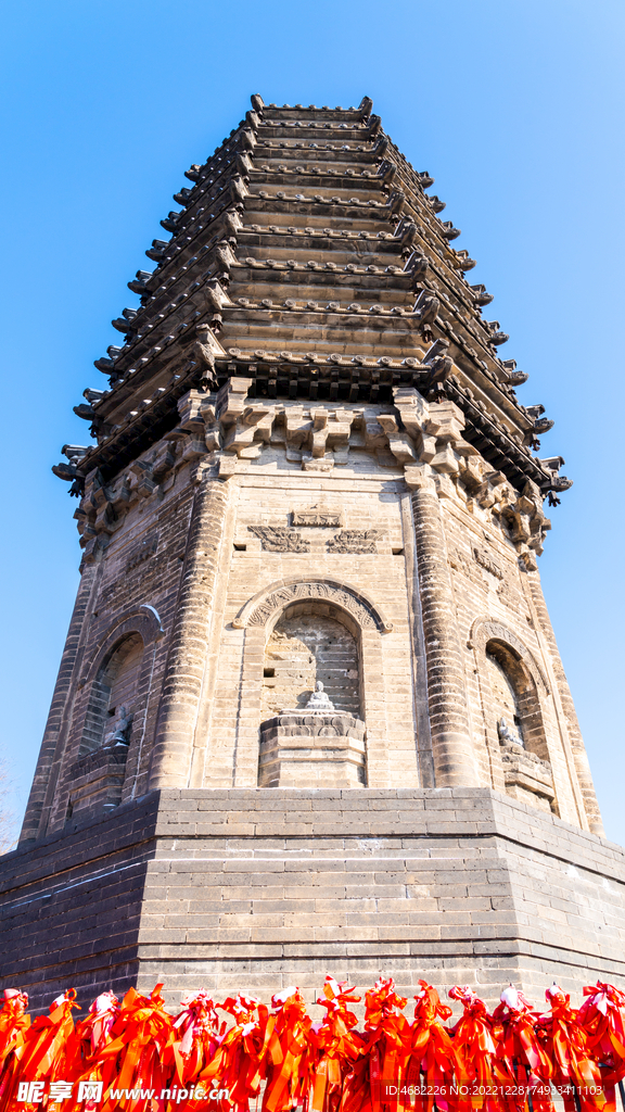 辽宁抚顺高尔山辽代古塔近景特写