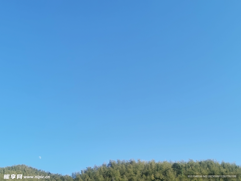 蓝天